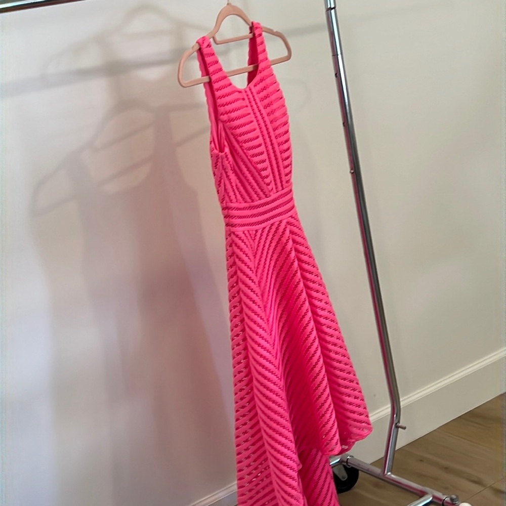 Hot pink Lilly Pulitzer dress- never worn; tags on. Size xs.